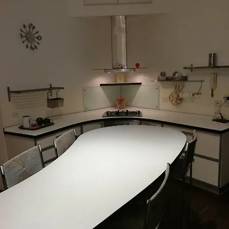 Residenza Penne ゲストハウス ナポリ